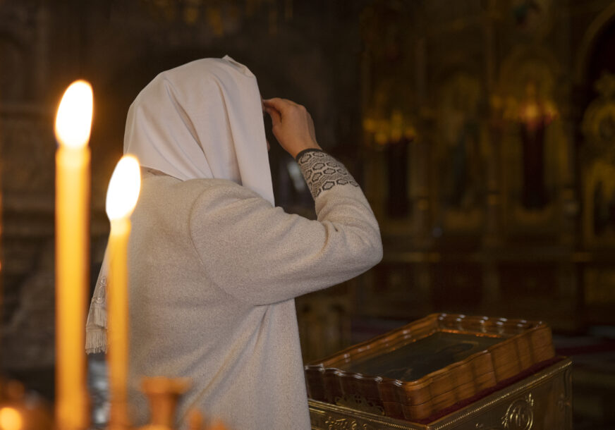 KRSNA SLAVA MNOGIH PORODICA Vjeruje se da jedno treba uraditi u nedjelju