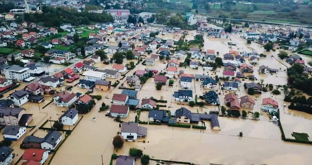 PRIKUPLJENO OKO 200.000 EVRA Hrvatski Crveni krst pomogao stanovnicima BiH pogođenim u razornim poplavama