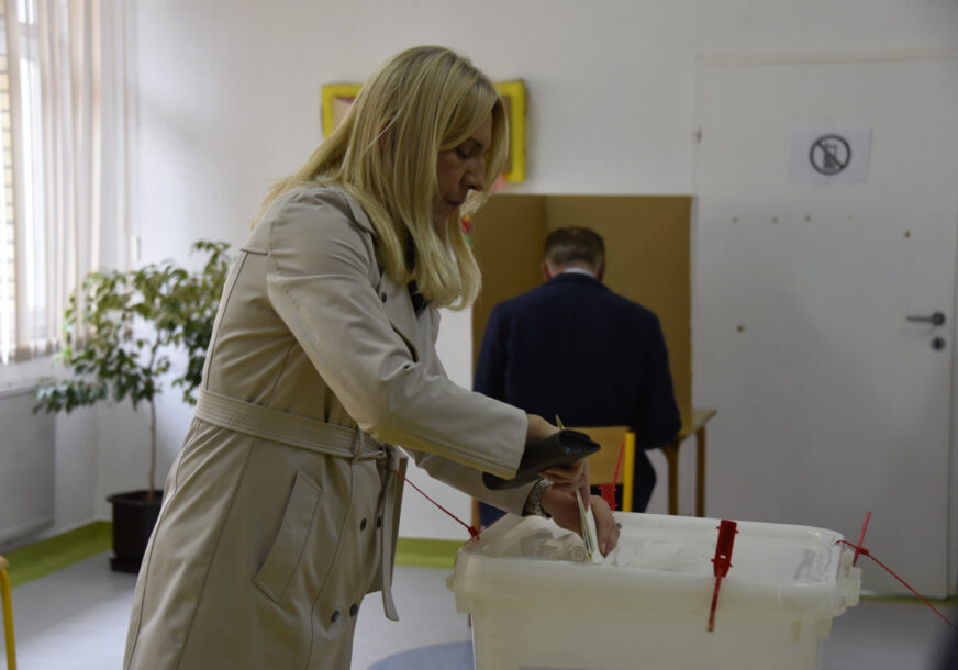 "VELIKI DAN ZA REPUBLIKU SRPSKU" Cvijanovićeva izborni dan nazvala “praznikom demokratije”