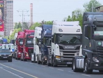 Na graničnom prelazu Sremska Rača teretna vozila čekaju šest sati na izlaz