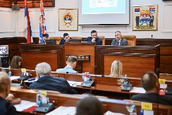 Povučena tačka o besplatnim placevima