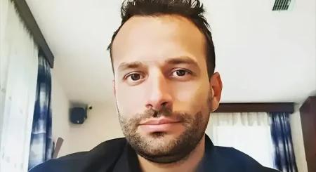 Detalji tragedije u Kruševcu: Ovo je Aleksandar koji je ubio roditelje, pa skočio sa zgrade