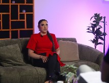 Skandal na dočeku Nove godine: Nadica Ademov izašla na binu i rekla da neće da pjeva