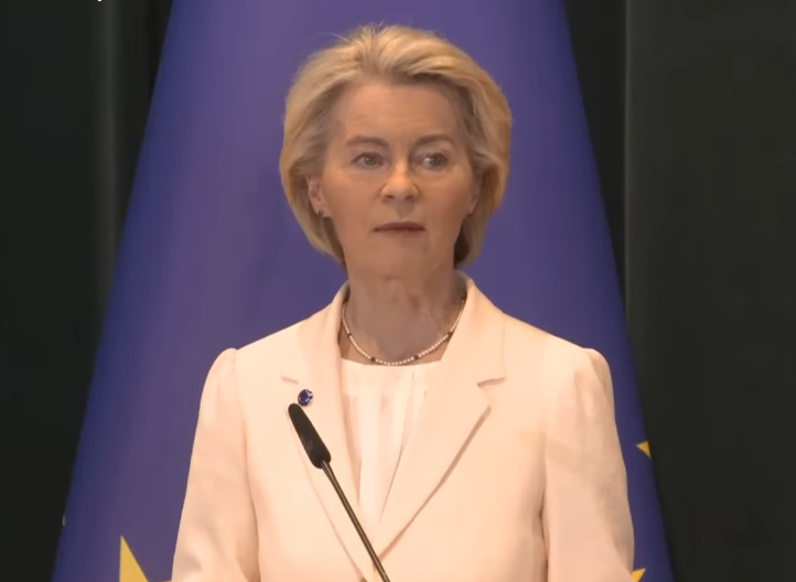 Oglasila se Fon Der Lajen: "Pažljivo pratimo situaciju u Venecueli"