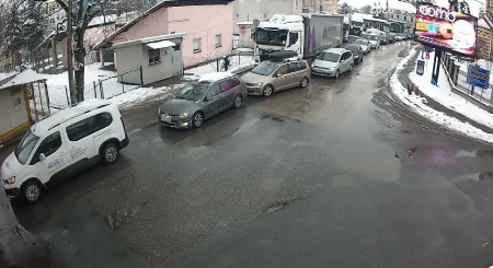 Gužve na prelazima prema Hrvatskoj