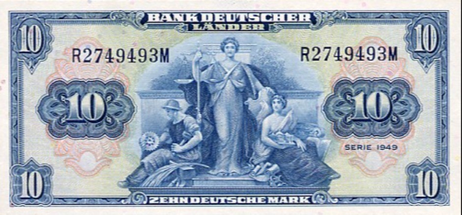 Nevjerovatno, ali istinito: Ljudi još kriju milijarde maraka po madracima i zavjesama