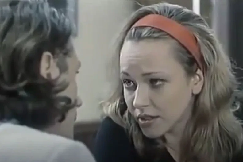 Pamtimo je po čuvenoj ulozi: Gdje je i šta radi Danica iz filma "Lajanje na zvezde"?