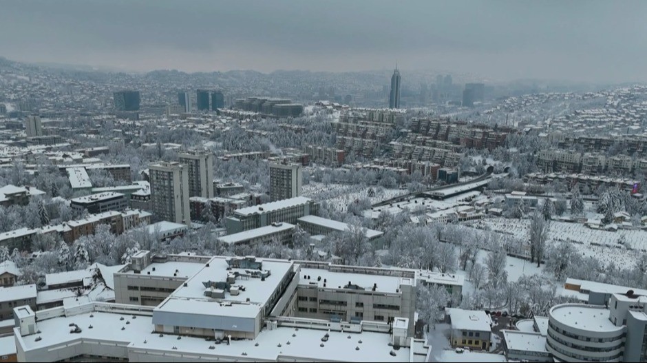 Kolaps u Sarajevu: Grad peti dan u zastoju