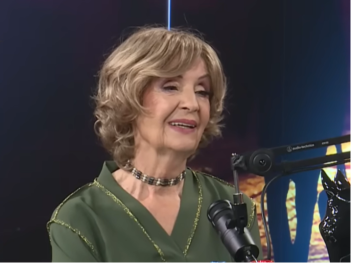 Lepa Lukić proslavila 86. rođendan: Fanovi je iznenadili uprkos njenoj želji da ne slavi