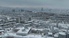 Drama na Baščaršiji: Policija privela dvije osobe, treća u bjekstvu
