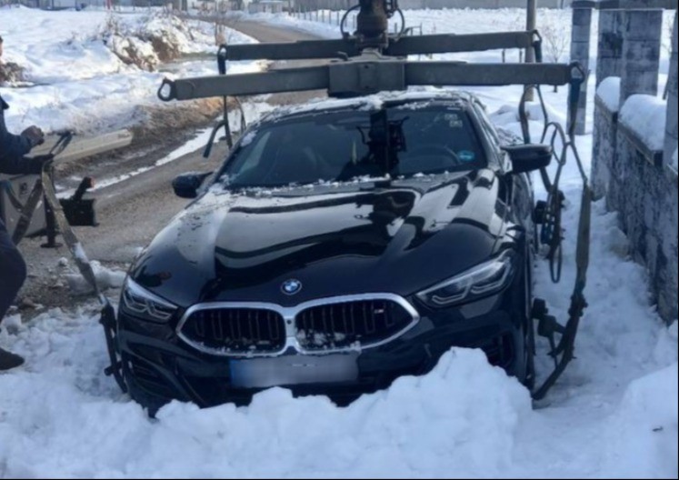 U Omarskoj oduzet BMW za kojim je bila raspisana Interpolova potraga