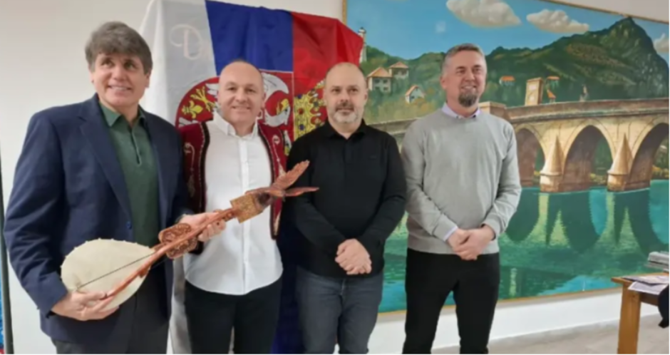 Rodu Blagojeviću uručene gusle