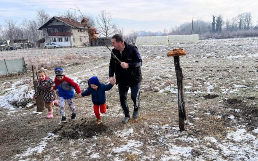 Kako su naši stari dočekivali Mali Božić: Običaji koji donose sreću i blagostanje (FOTO)