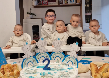 Banjalučke četvorke napunile dvije godine, majčina objava oduševila mreže (FOTO)