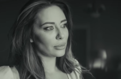 Ana Nikolić uletila u kuhinju restorana, pa legla na sto (VIDEO)