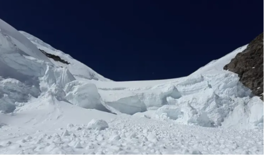 Dvije lavine odnijele pet života, više teško povrijeđenih