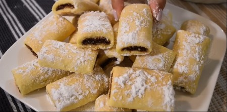 Mirišu na djetinjstvo: Evo kako spremiti štrudle s pekmezom koje svi vole