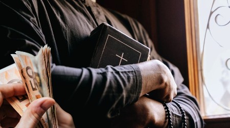 Cjenovnik crkve zapalio mreže: U Hrvatskoj možete kupiti oprost grijeha