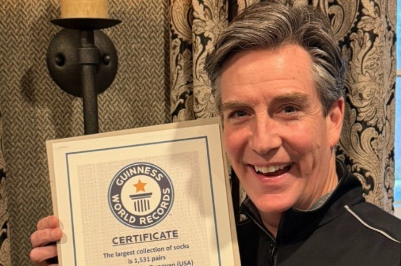 Cijeli svijet priča o njemu: Televizijski voditelj postao rekorder, a razlog je bizaran