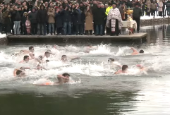 Sedmogodišnji dječak prvi doplivao do Časnog krsta u Nevesinju