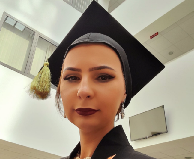I doktorica nauka na birou: Svi Amilini problemi uslijedili nakon diplome