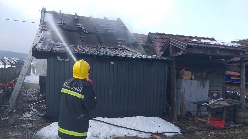 Petrovo: Požar u ugostiteljskom objektu