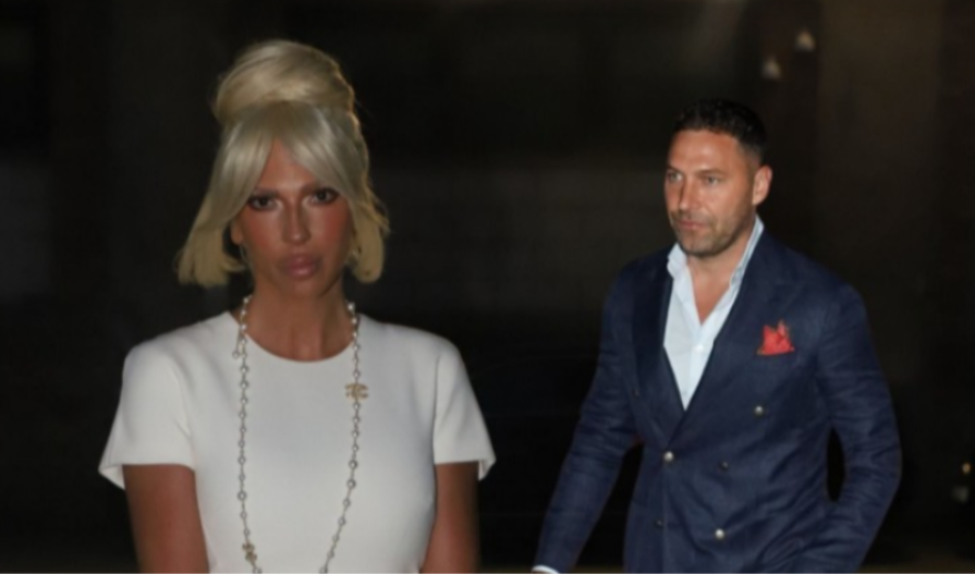 Jelena Karleuša prijavila Duška Tošića policiji zbog ulaska u dupleks na Dedinju