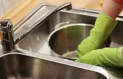 Spasiće vaše omiljeno posuđe: Zagorjele šerpe će uz ovaj trik zablistati kao nove