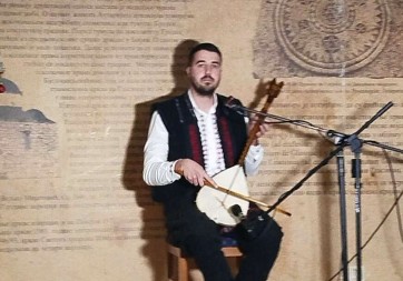 "OVI PEKARI SU MI DODATNA MOTIVACIJA" Nemanja Curović (27) pobjednik ovogodišnjeg sabora guslara u Sokocu