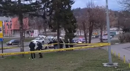 Tuča u centru Tuzle: Jedna osoba završila u bolnici (VIDEO)