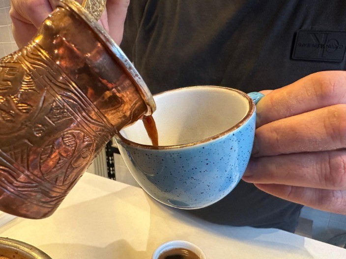 Naučite da gledate u šolju kao profesionalac