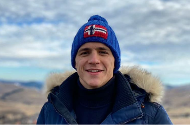 Žene poludjele za zlatnim delfinima, a onda saznale istinu o jednom od njih