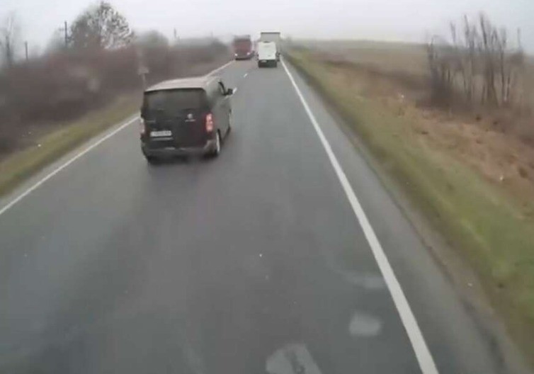 Stravična saobraćajka u Rumuniji: Sedam navijača PAOK-a izgubilo život na putu za utakmicu