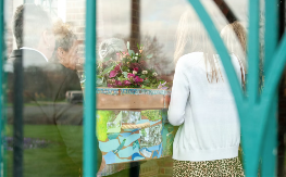 Sahranio pogrešnu ženu, a onda mu se supruga živa pojavila na vratima