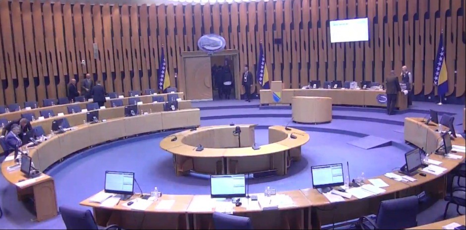Delegati Doma naroda PSBiH traže proširenje dnevnog reda sa još 12 zakona