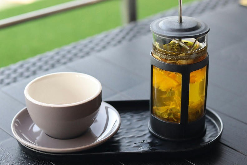 Zašto bi zeleni čaj trebalo piti sa limunom