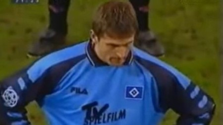 Golman zabio tri gola u Ligi prvaka za tri različita tima, a sve protiv istog protivnika (VIDEO)