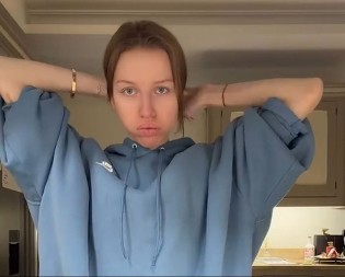 Samo što se nije prekrstila: Hit snimak usvojene srpske bogatašice (VIDEO)