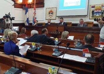 Duža pauza od rasprave: Odbornici nepripremljeni usvojili milionski budžet