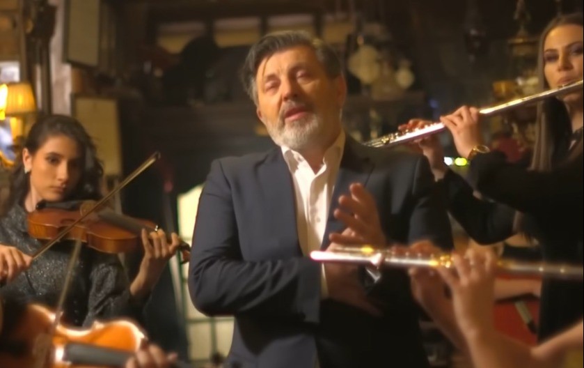 Popularni folker sve što ima prepisao supruzi: Ona je to zaslužila