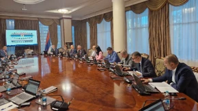 Odluka Vlade Srpske: Roditeljima 12 banjalučkih beba obezbijeđena trajna mjesečna primanja