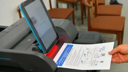 CIK BiH naredio ponovno brojanje glasova u Bijeljini: Memorijske kartice bile prazne