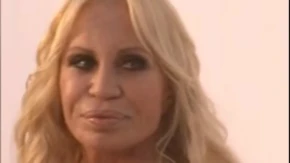 Donatela Versaće stvara sopstveni brend