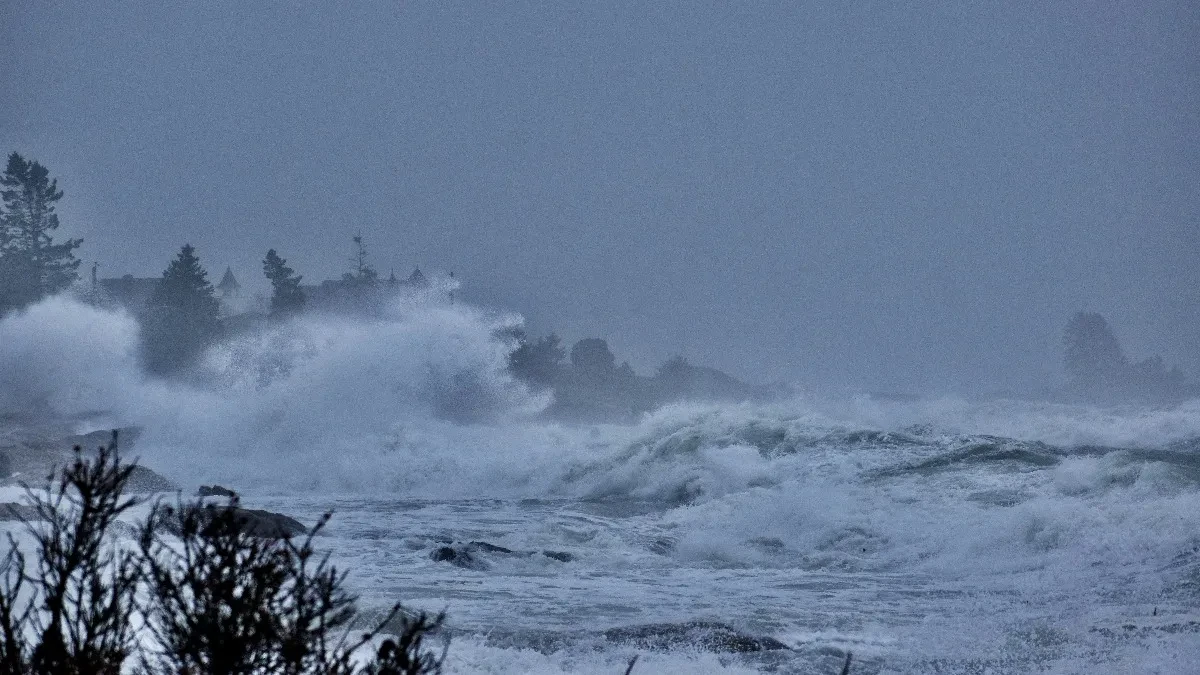Uragan Isaijas zaustavio dio proizvodnje nafte i gasa
