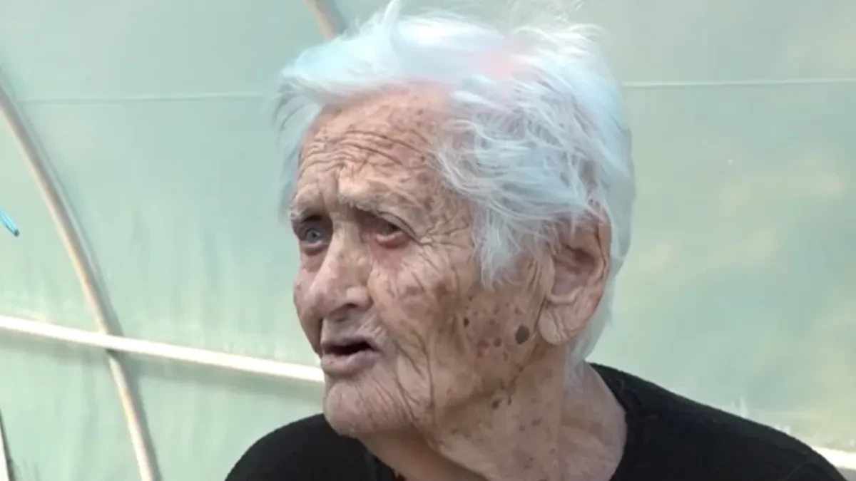 Vrijedna baka Jela i u 103. godini radi u plasteniku: Povrće dijeli sa komšijama