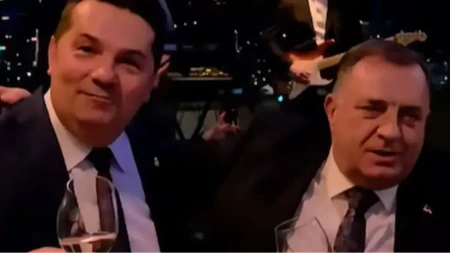 Dodik i Stevandić zajedno zapjevali poznati hit (VIDEO)