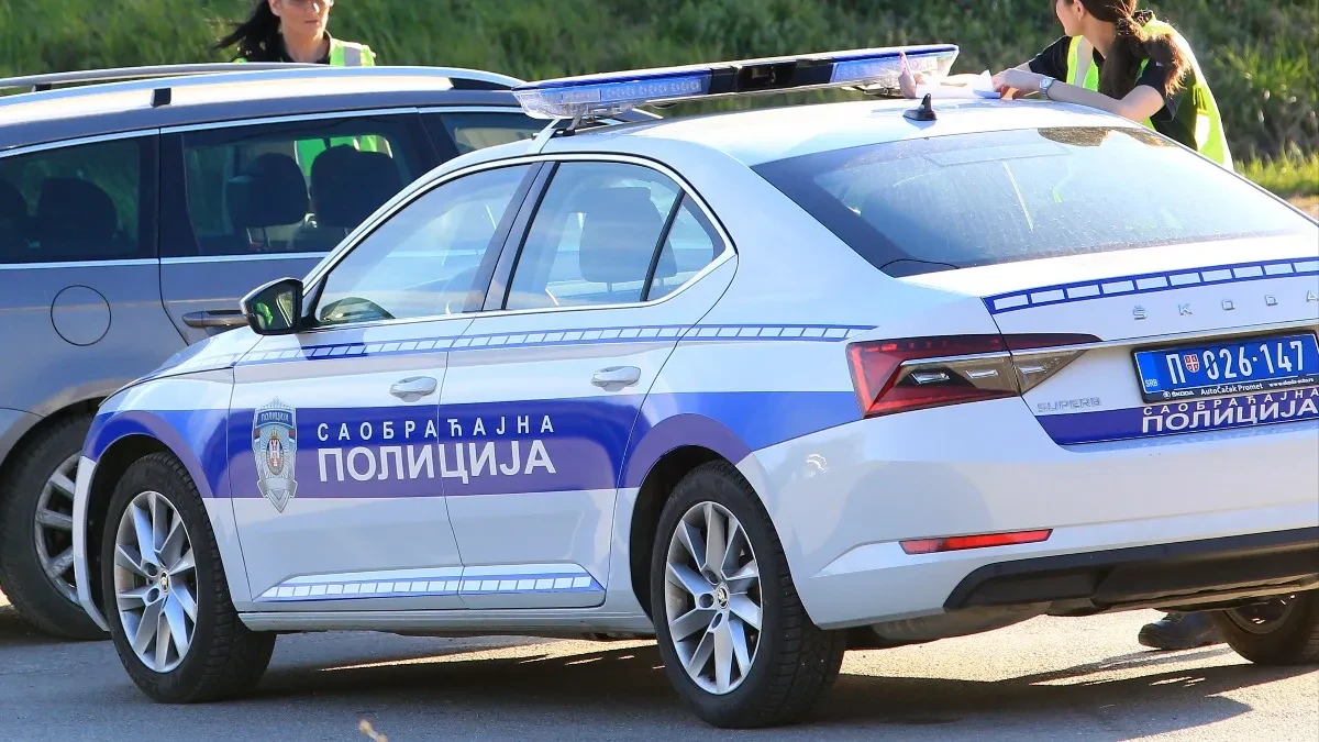 Vozio 245 km/h tamo gdje je ograničenje 100: Policija ga isključila iz saobraćaja