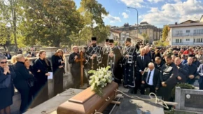 Ispraćen na vjenčni počinak: Doktor Talić sahranjen na groblju u Banjaluci