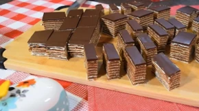 Čokoladne kocke sa narandžom: Neodoljiv kolač bez pečenja