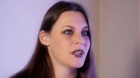 Odluka je pala, Flor Jansen iznenada napustila legendarni bend